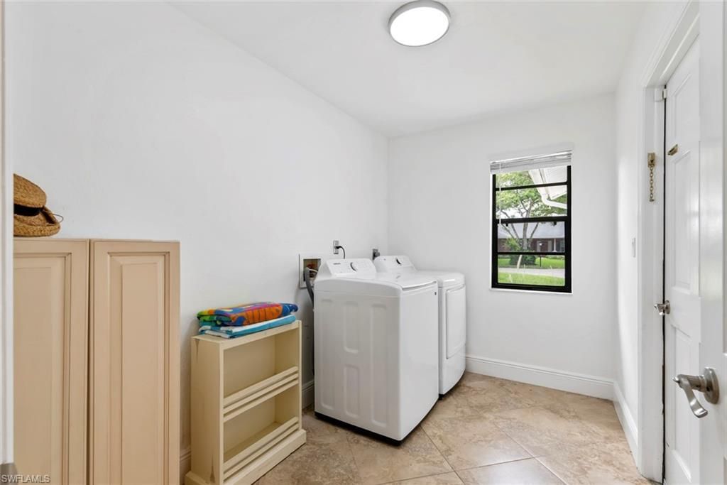 2251 Queens Way , Naples, FL 34112 Photo