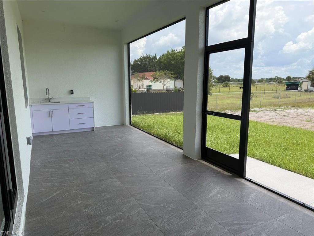 3806 NE 60th Ave , Naples, FL 34120 Photo