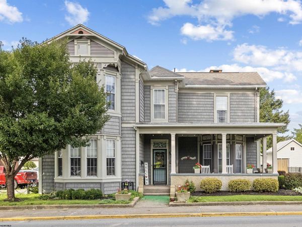 54 S Kanawha Street, Buckhannon, WV 26201