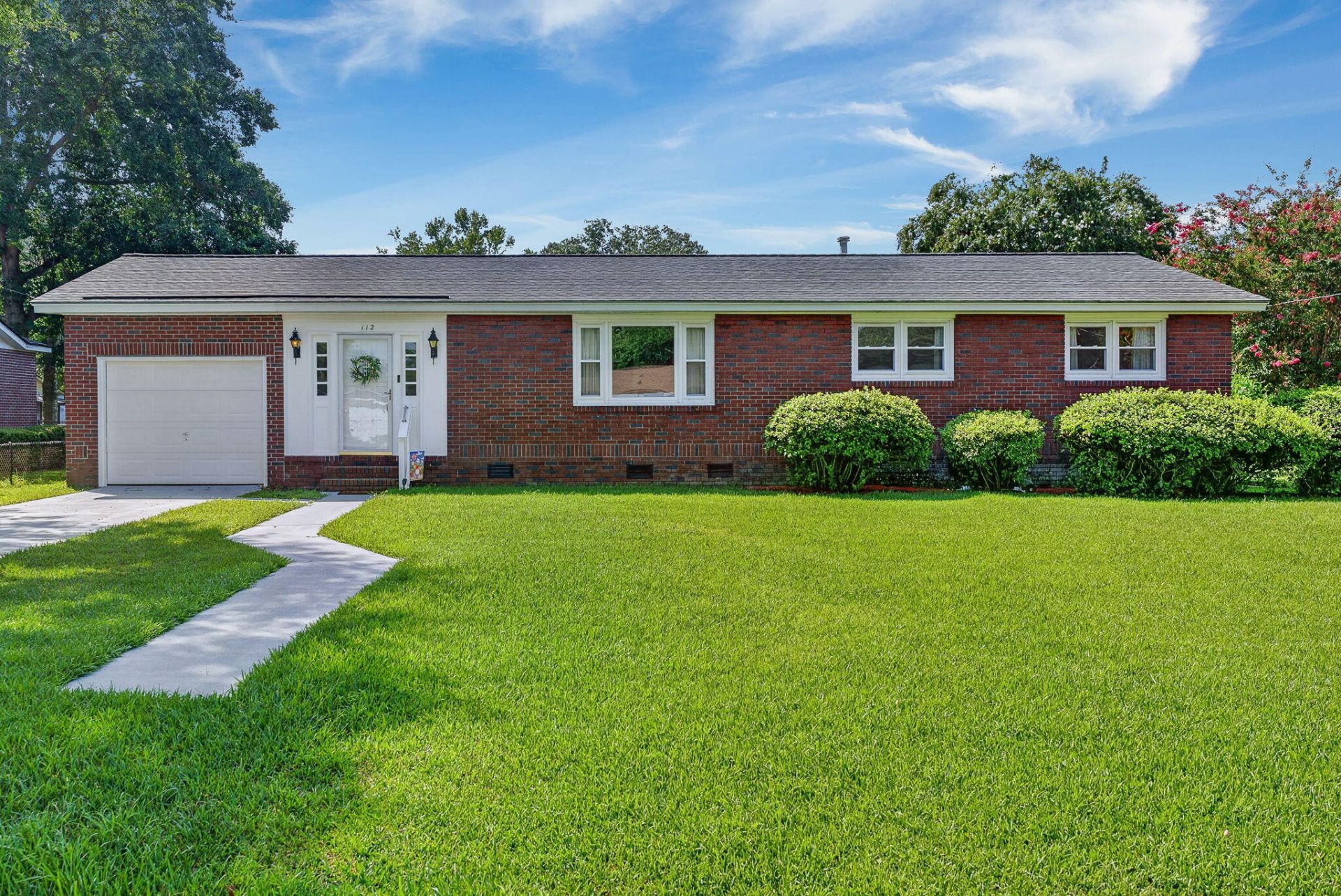 112 Lyle Road Photo 1