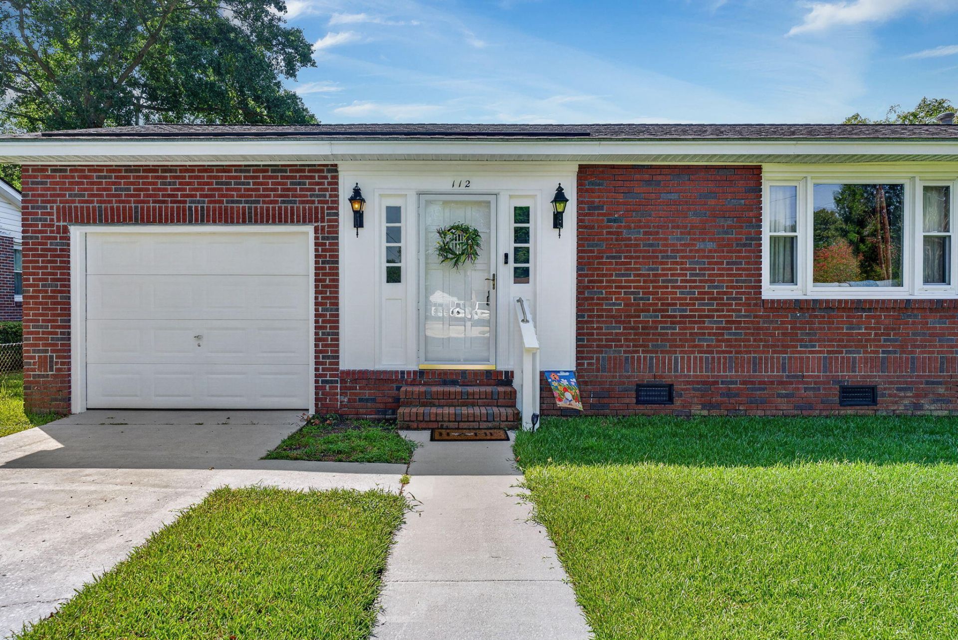 112 Lyle Road Photo 32