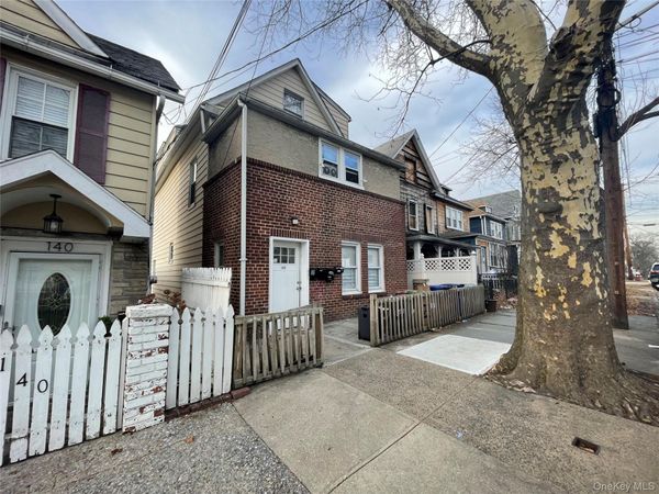 142 N Terrace Avenue , Mount Vernon, NY 10550