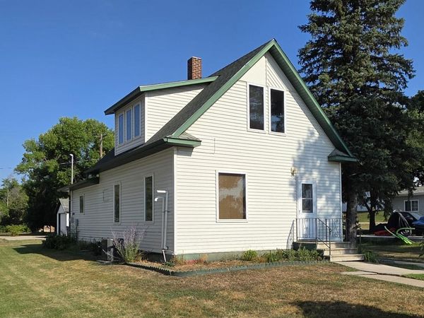 109 5th Street , Kathryn, ND 58049