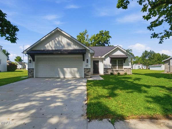 327 S Vine Street, Van Wert, OH 45891