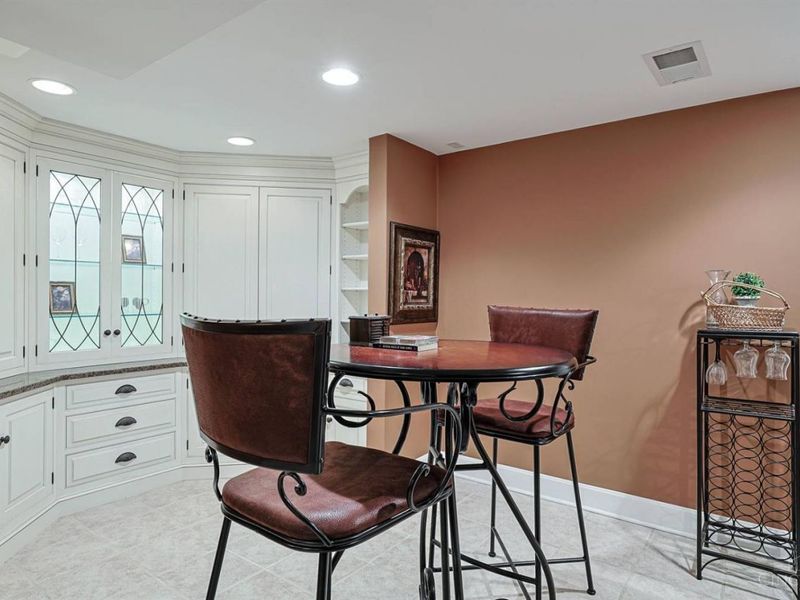 402 W Cliff Lane, Cincinnati, OH 45220 Photo 32