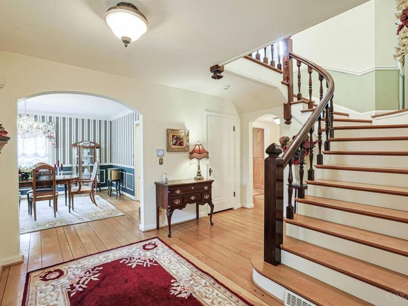 402 W Cliff Lane, Cincinnati, OH 45220 Photo 54