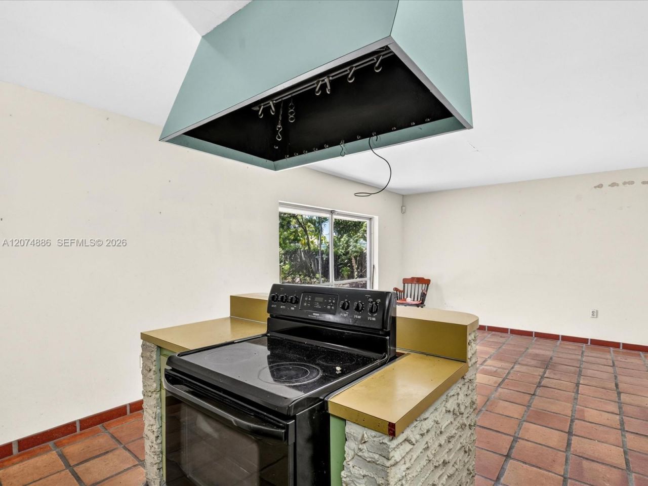5710 SW 89th Ave , Miami, FL 33173 Photo