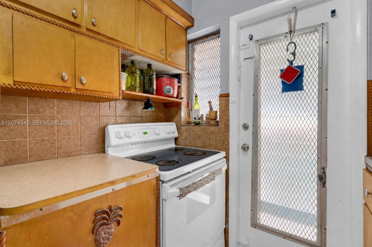 7840 Harding Ave , Unit 1, Miami Beach, FL 33141 Photo