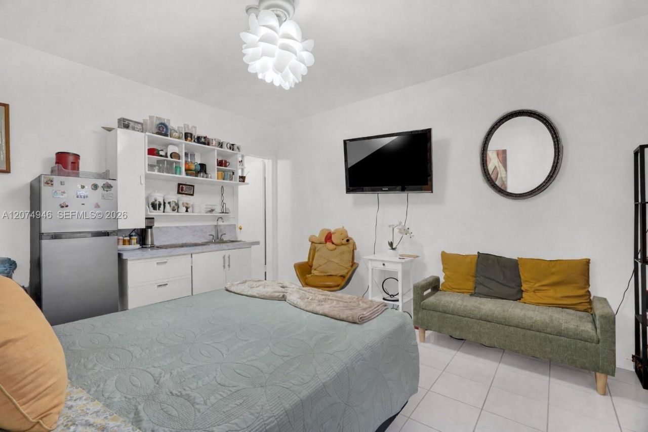 7840 Harding Ave , Unit 1, Miami Beach, FL 33141 Photo