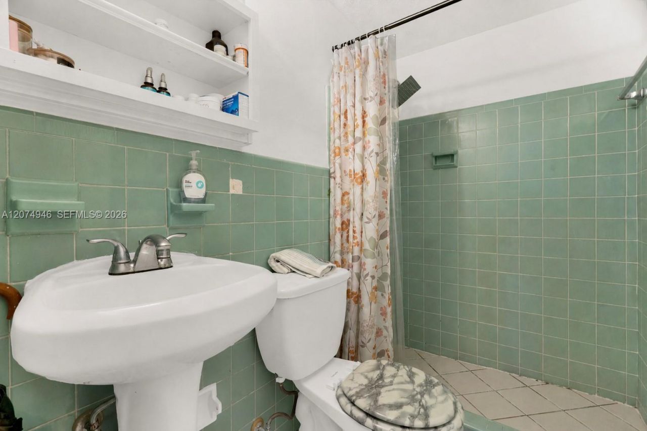 7840 Harding Ave , Unit 1, Miami Beach, FL 33141 Photo