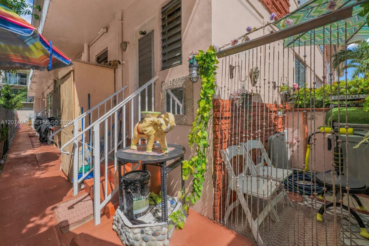 7840 Harding Ave , Unit 1, Miami Beach, FL 33141 Photo