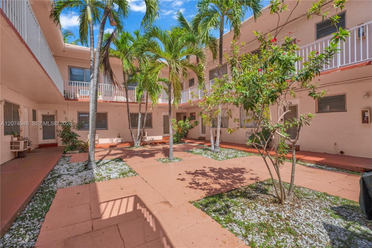 7840 Harding Ave , Unit 1, Miami Beach, FL 33141 Photo