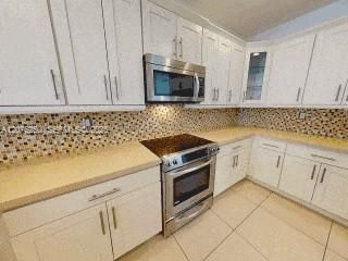 10428 NW 61st St , Doral, FL 33178 Photo