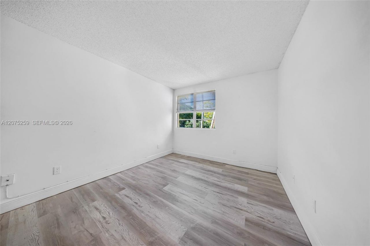1237 SW 46th Ave , Unit 806, Pompano Beach, FL 33069 Photo