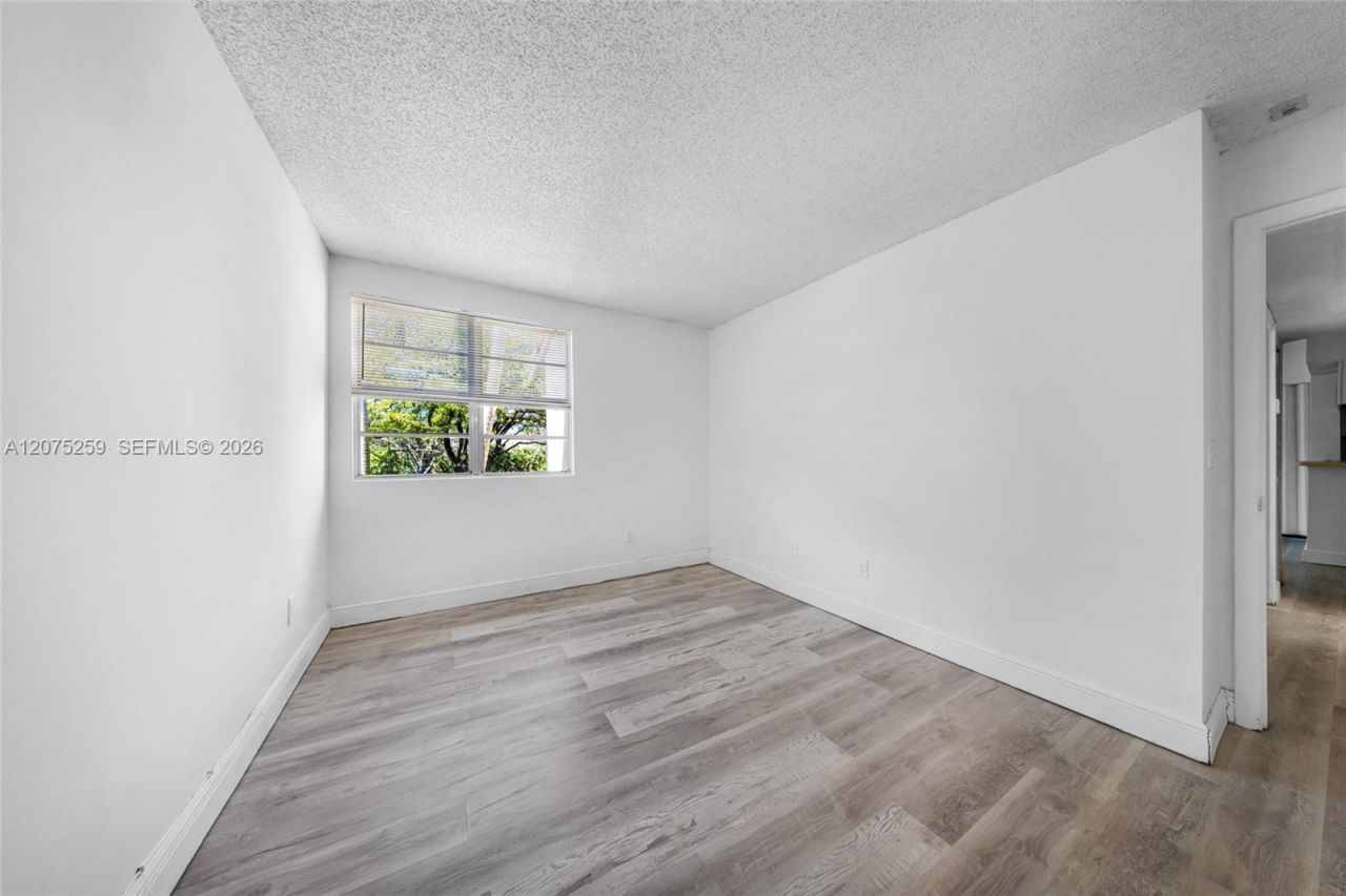 1237 SW 46th Ave , Unit 806, Pompano Beach, FL 33069 Photo