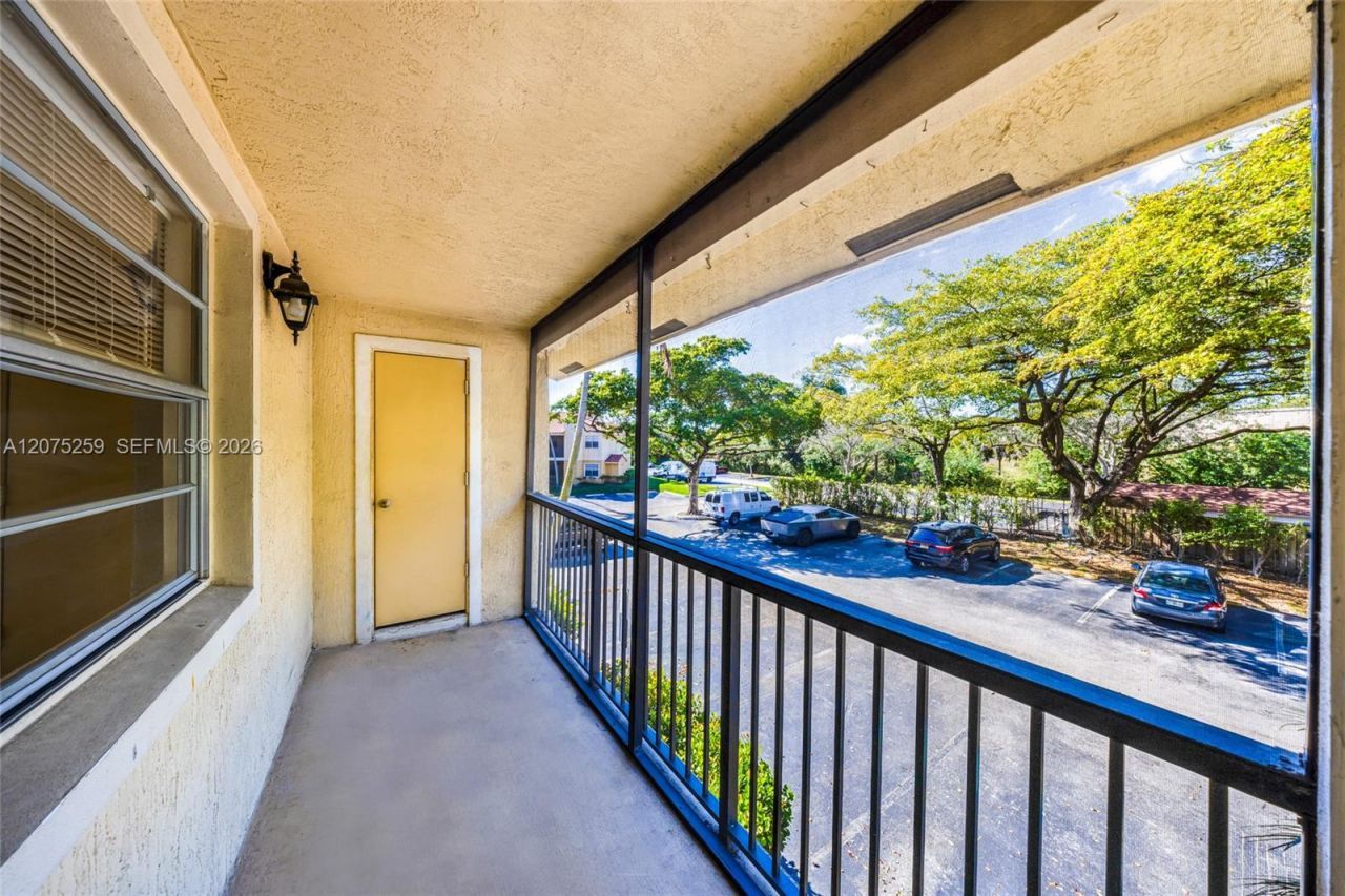 1237 SW 46th Ave , Unit 806, Pompano Beach, FL 33069 Photo