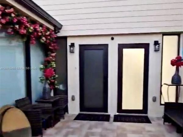 Unit B, Miami, FL 33173