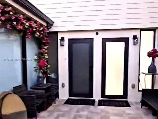 Unit B, Miami, FL 33173