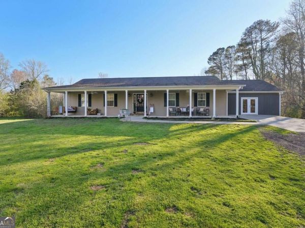 6471 Forsyth Drive, Cumming, GA 30028
