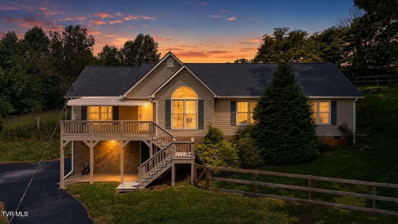 113 Nave Hollow Loop, Elizabethton, TN 37643 Main Photo