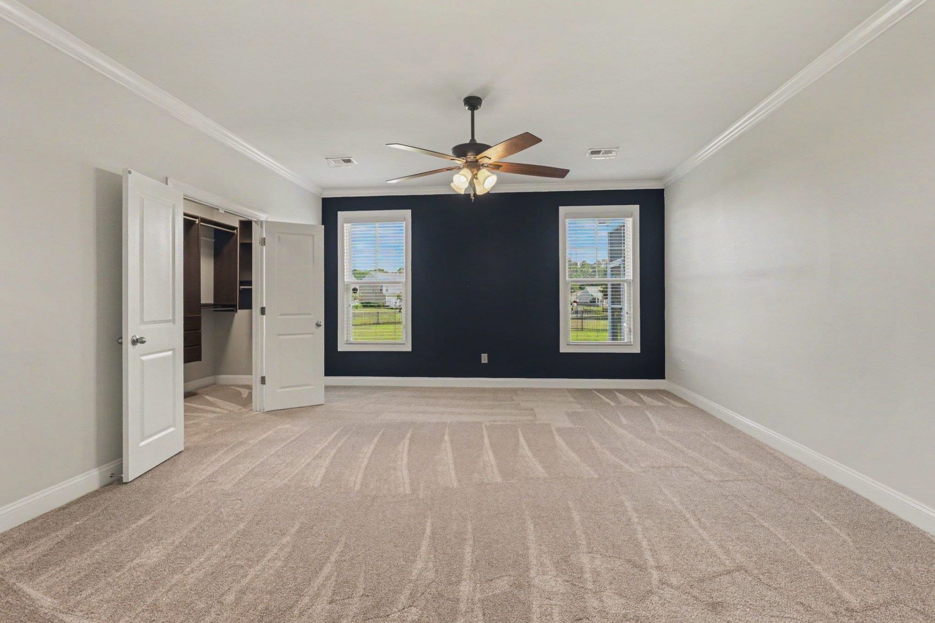 5712 Club Pines Ct. Photo 14