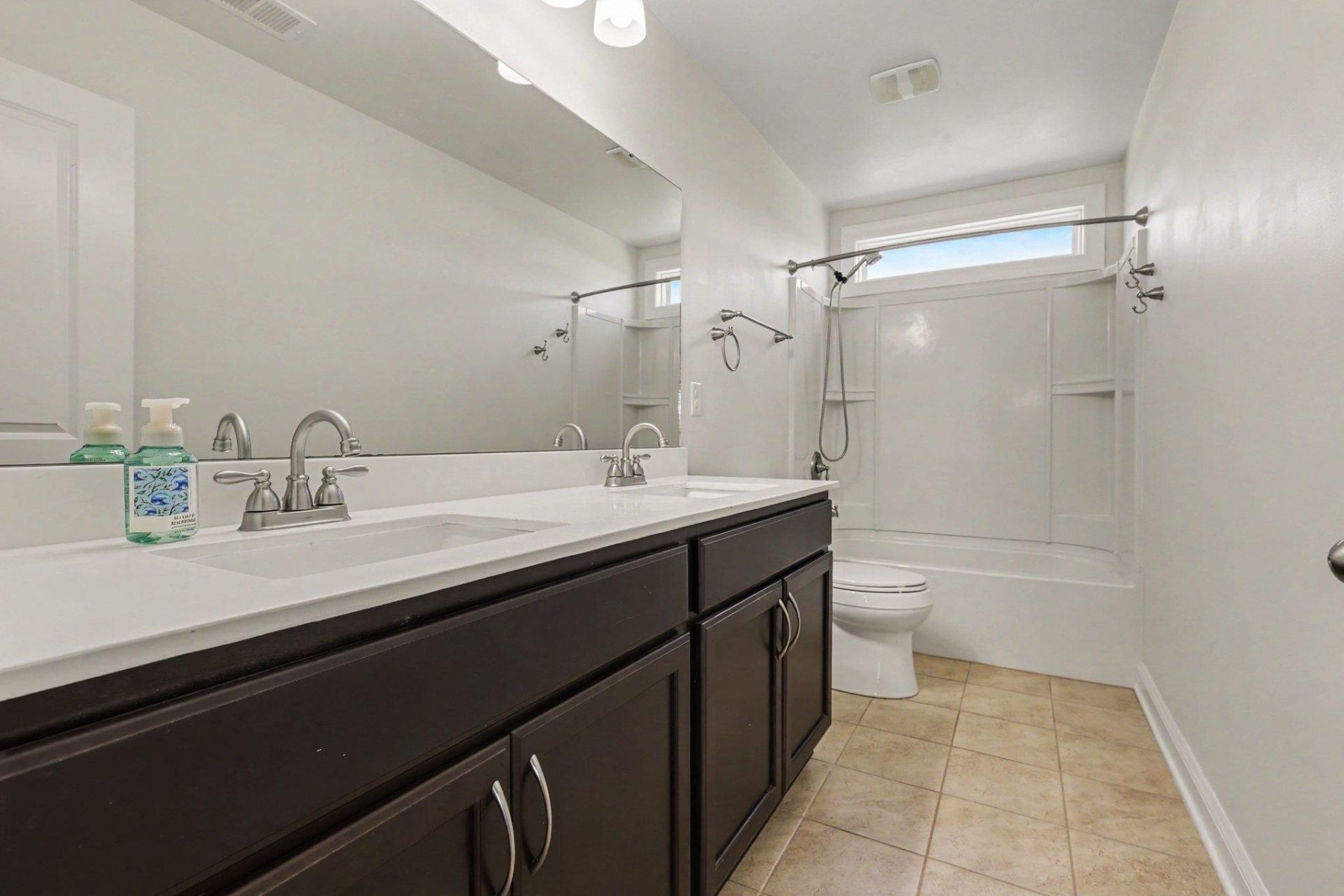 5712 Club Pines Ct. Photo 25
