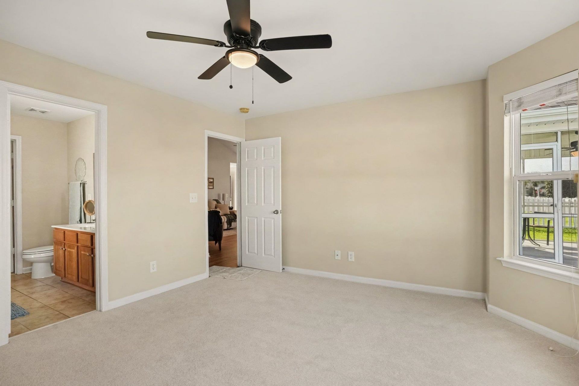 966 Bonita Loop Photo 14