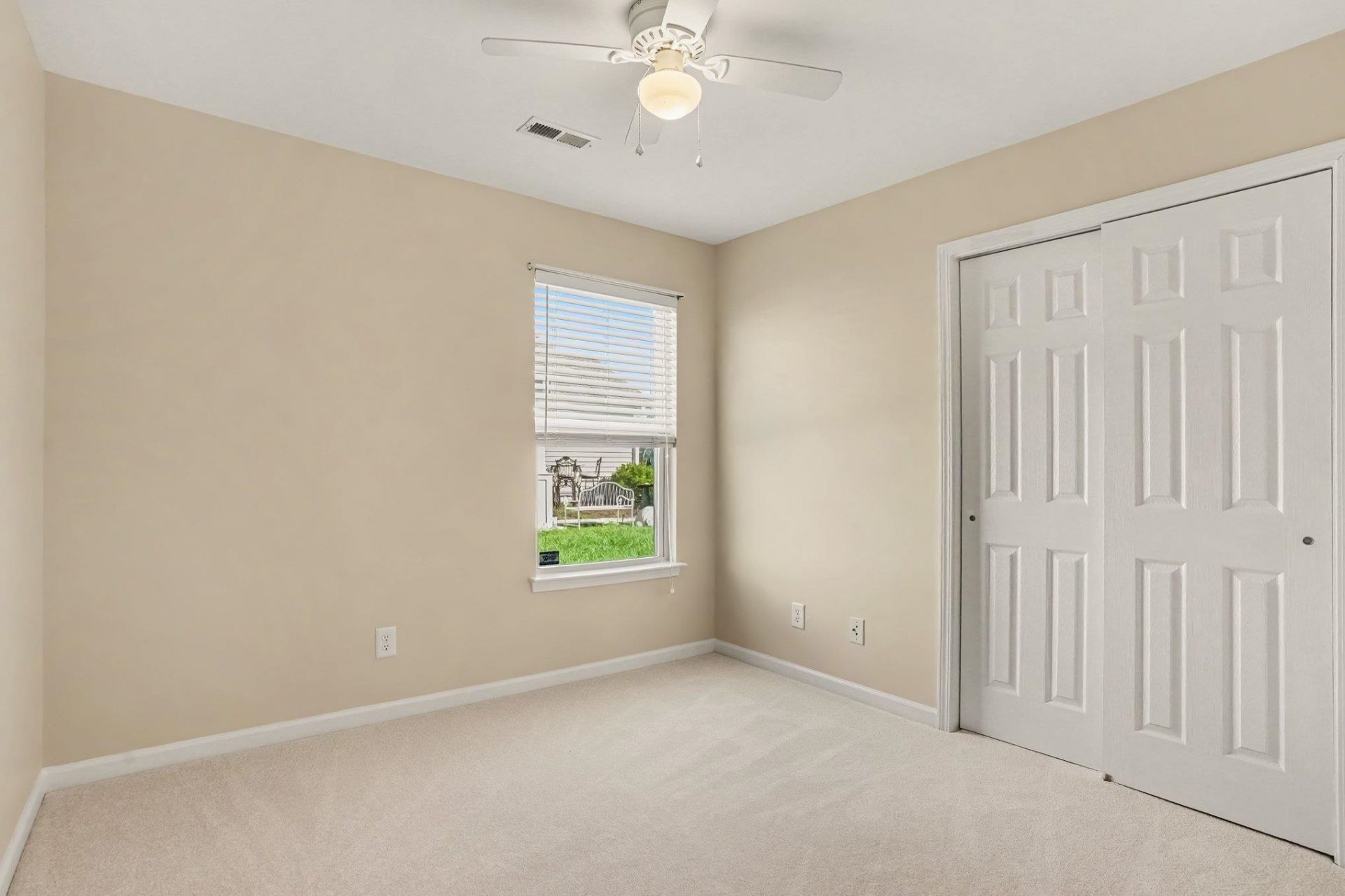 966 Bonita Loop Photo 18