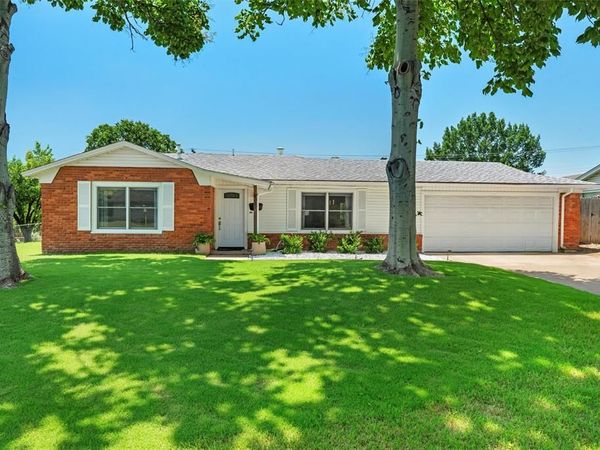 8037 Pinewood Drive, Benbrook, TX 76116