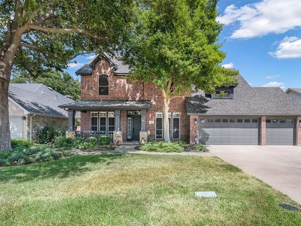 2710 Cobblestone Drive, Grapevine, TX 76051