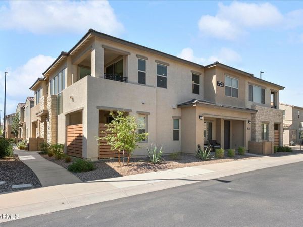 733 E LARK Street, Unit 202, Gilbert, AZ 85297