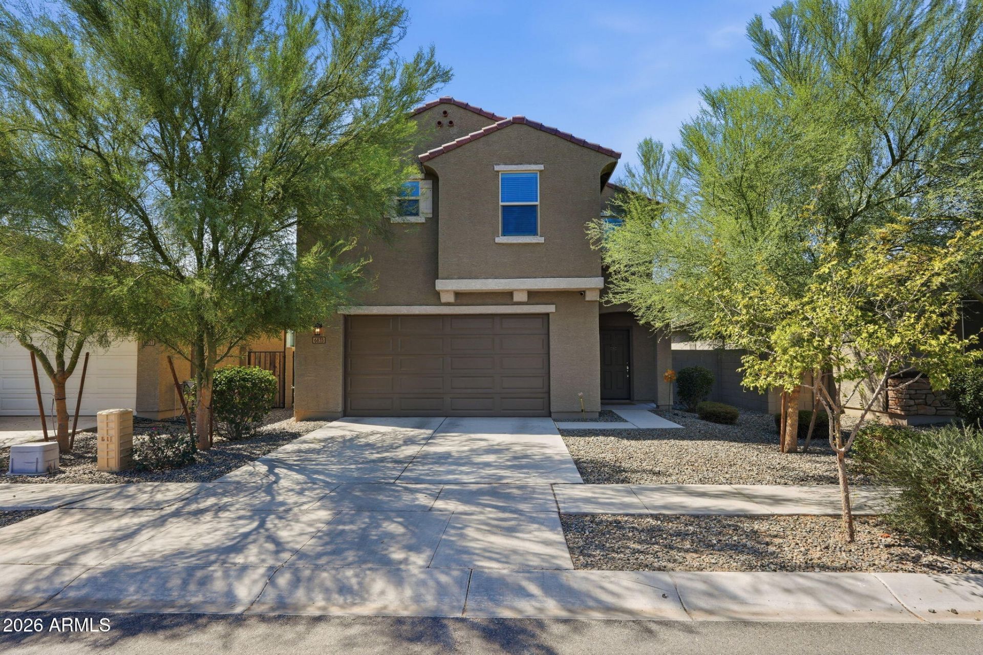6835 W Getty Drive, Phoenix, AZ 85043 Main Photo