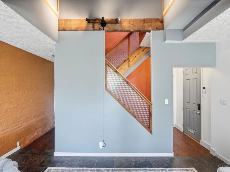 1810 Walker Street, Cincinnati, OH 45202 Photo 23