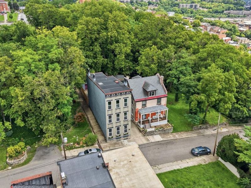 1810 Walker Street, Cincinnati, OH 45202 Photo 4