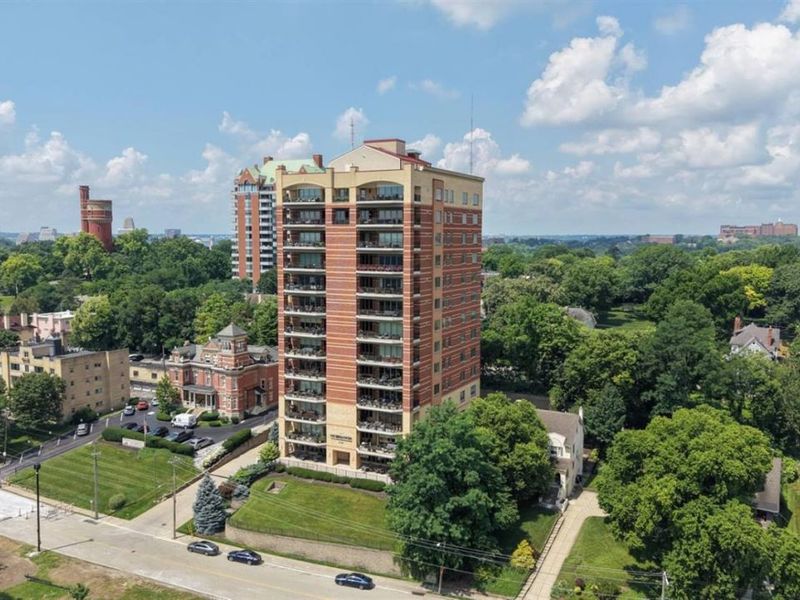 2145 Luray Avenue, Unit 9N, Cincinnati, OH 45206 Photo 2