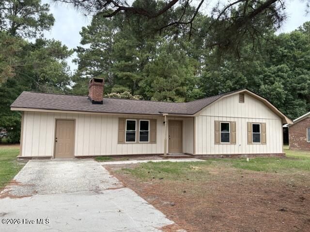 1316 Manchester Road, Kinston, NC 28504 Main Photo