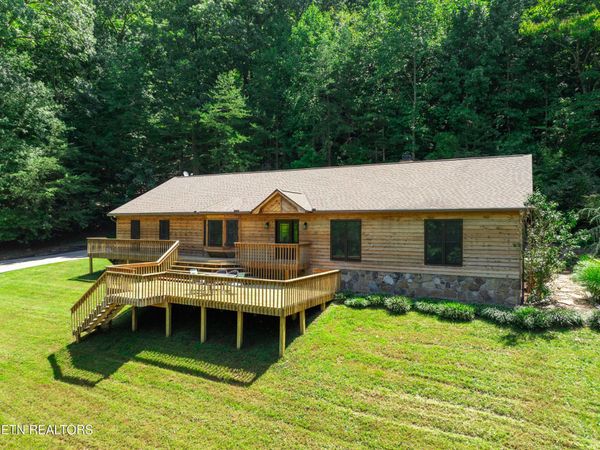 1300 Irwin Drive, Powell, TN 37849