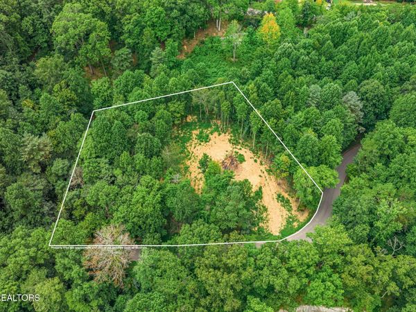 630 Circle Drive, Harriman, TN 37748