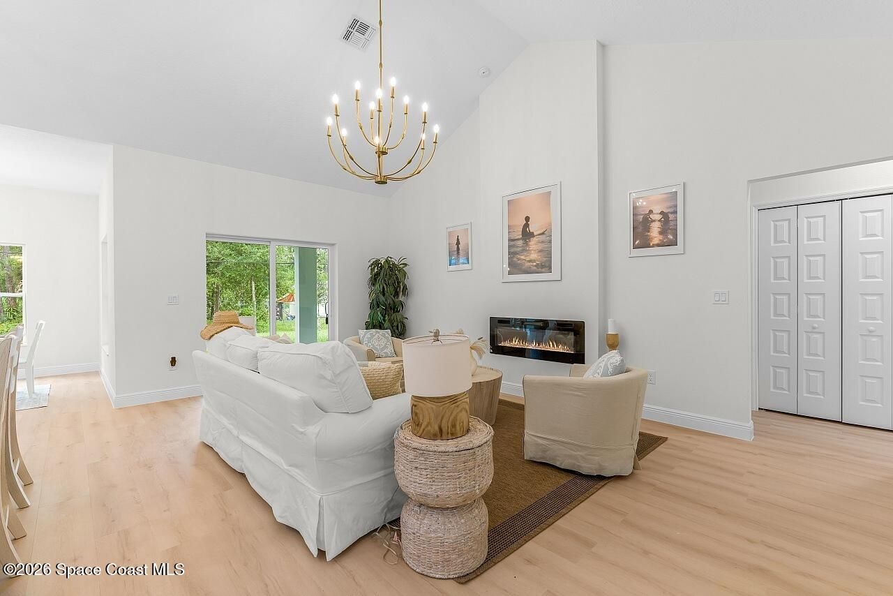 9365 107th Avenue , Vero Beach, FL 32967 Photo