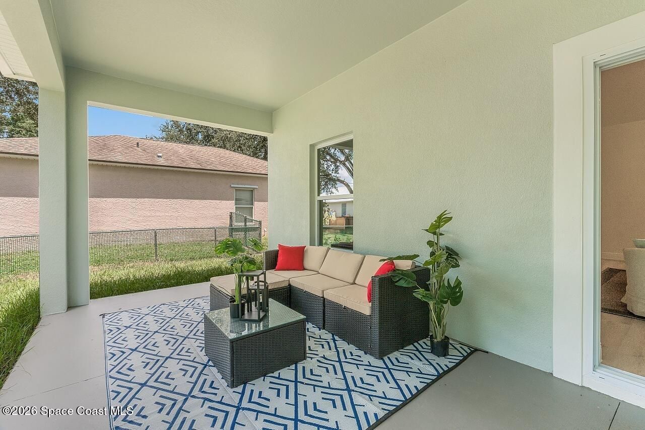 9365 107th Avenue , Vero Beach, FL 32967 Photo