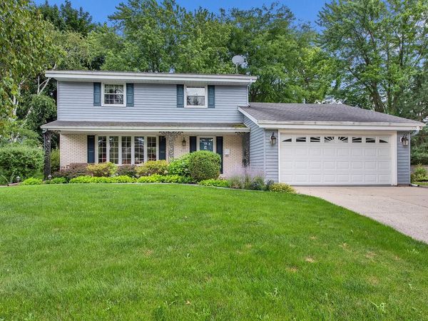 N89W17151 Highland COURT, Menomonee Falls, WI 53051
