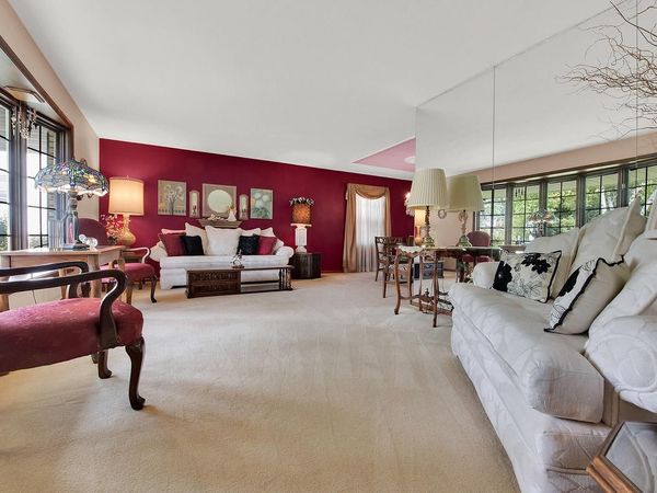 N89W17151 Highland COURT, Menomonee Falls, WI 53051