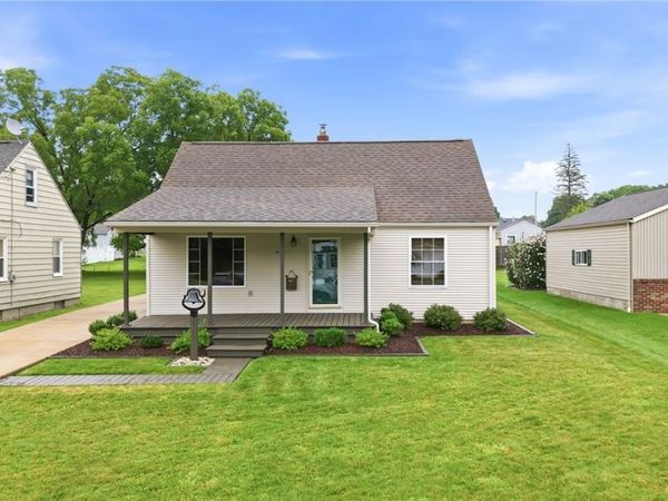 139 Fox Street , Hubbard, OH 44425