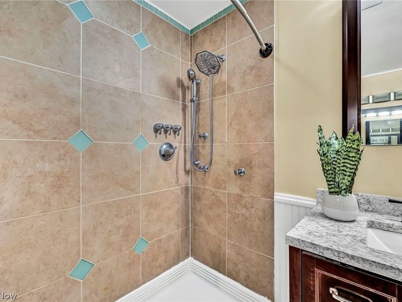 484 Beaumont Drive , Fairlawn, OH 44333 Photo 23