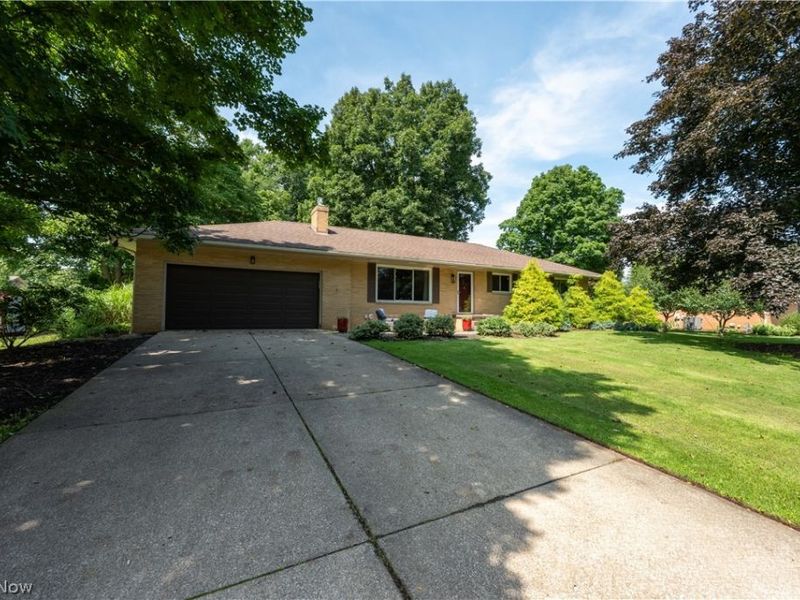 484 Beaumont Drive , Fairlawn, OH 44333 Photo 3