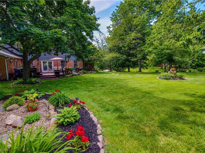 2337 Reno Drive , Louisville, OH 44641 Photo 5