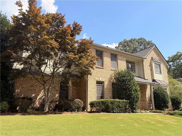 11295 Vedrines Drive , Johns Creek, GA 30022