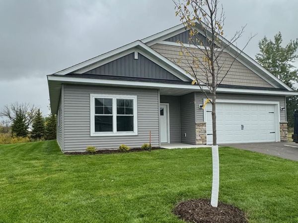 4921 Evergreen Drive N, Hugo, MN 55038