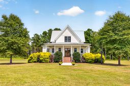 703 Bay Road photo 4