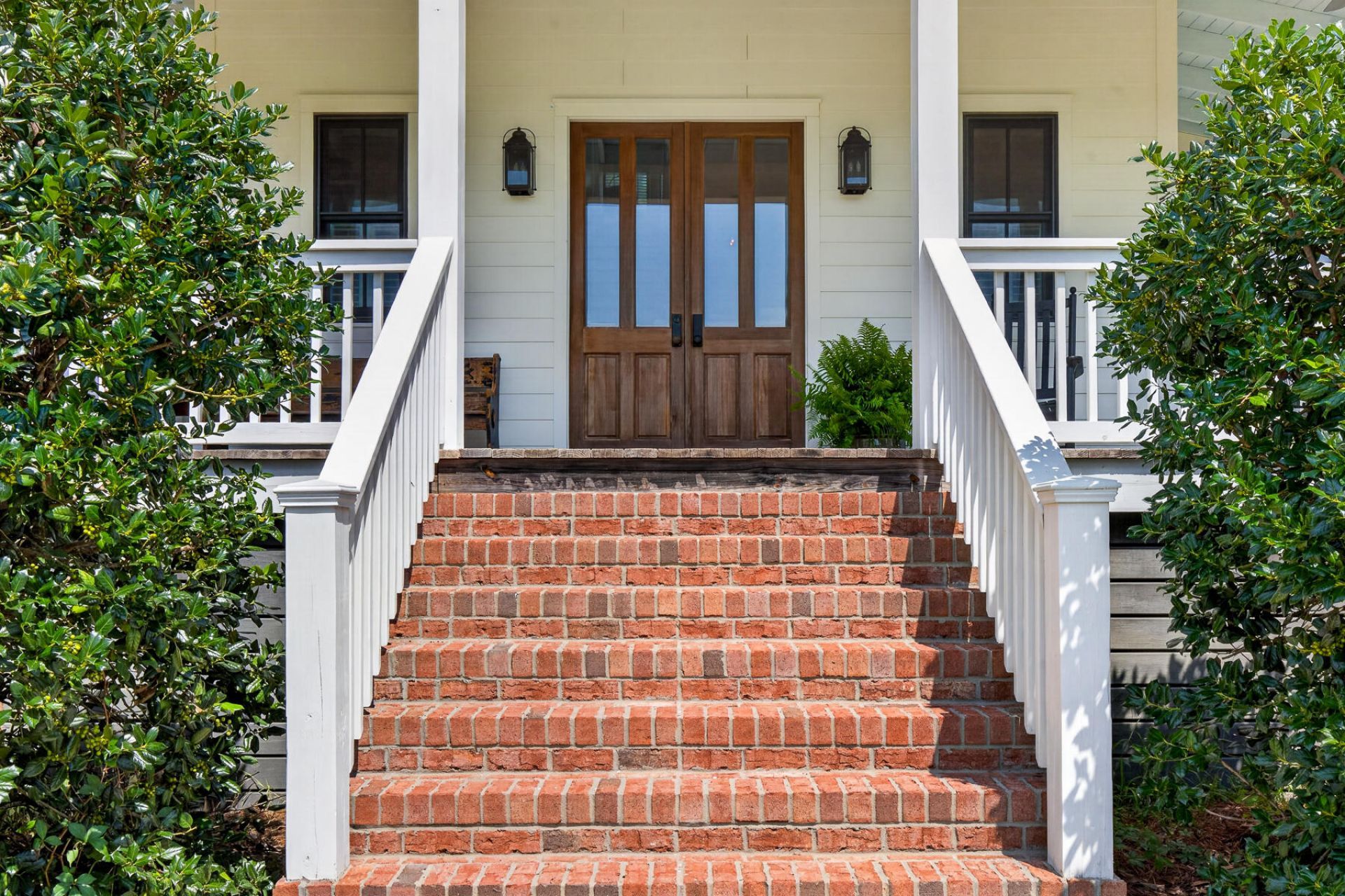 703 Bay Road Photo 4